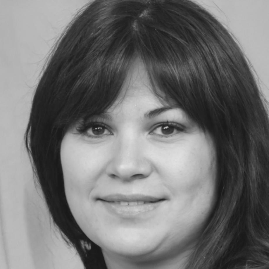 Porträt Dozentin Margit Severin
